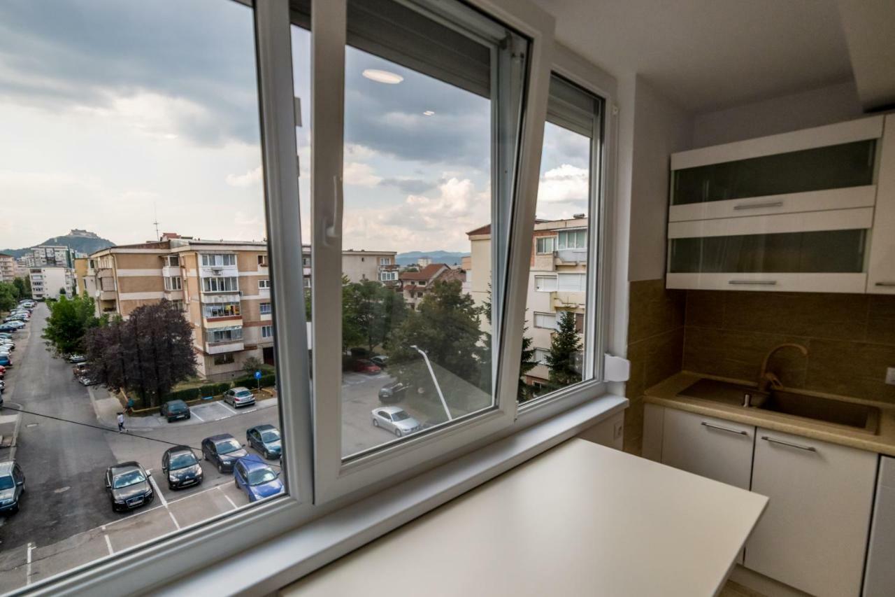 Apartament Sorina Maria Appartamento Deva Esterno foto